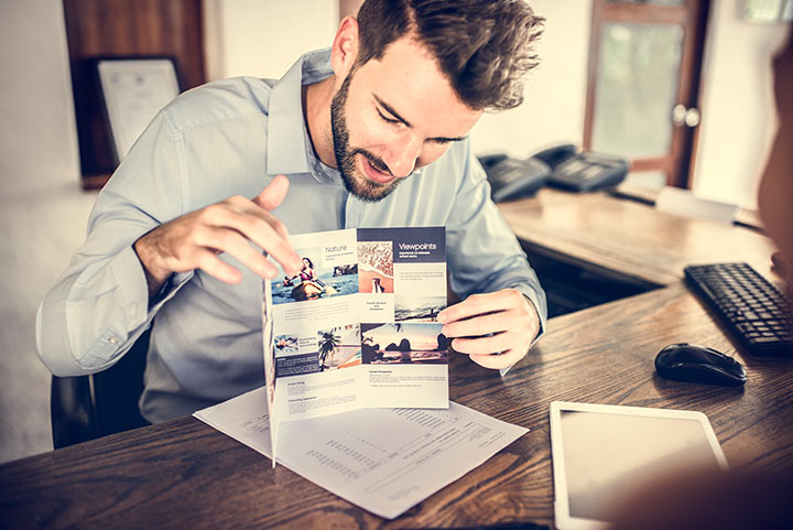 Mataarbechter / Mataarbechterin an engem Tourist Office
